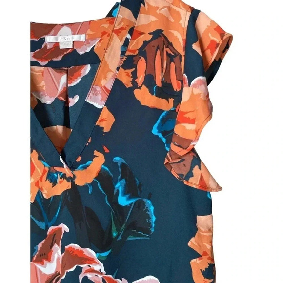 C&E | Ruffle Cap Sleeve V-Neck Floral Print Blouse Size L - Picture 3 of 7